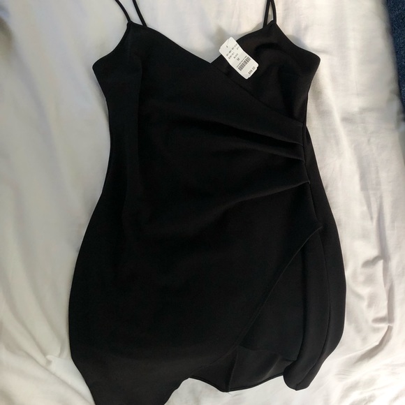 Brand new Kylie dress from M - Picture 3 of 4